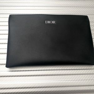 LEATHER DIOR POUCH